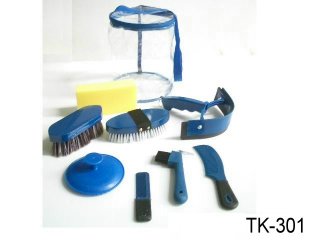 GROOMING KIT