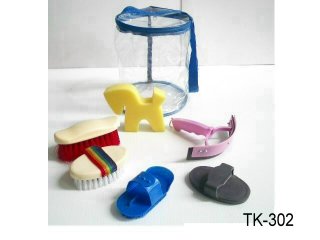 GROOMING KIT