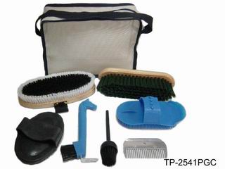 GROOMING KIT