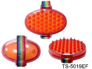 SOFT  PLASTIC CURRY COMB